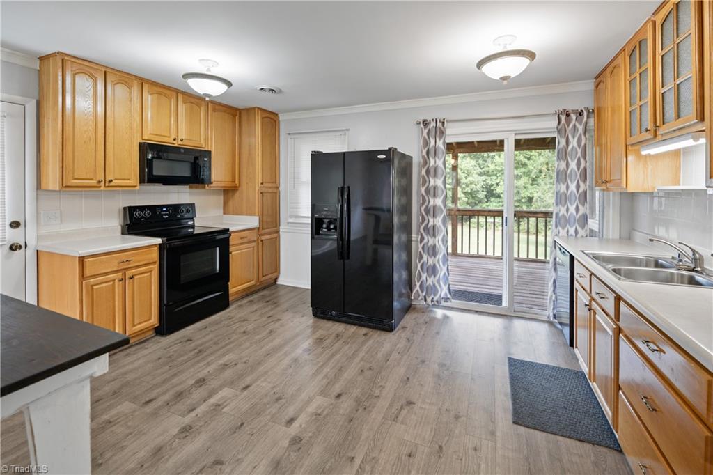 205 Snody Road Mount Airy, NC 27030 - Photo 15 of 50 Gallery Image 15