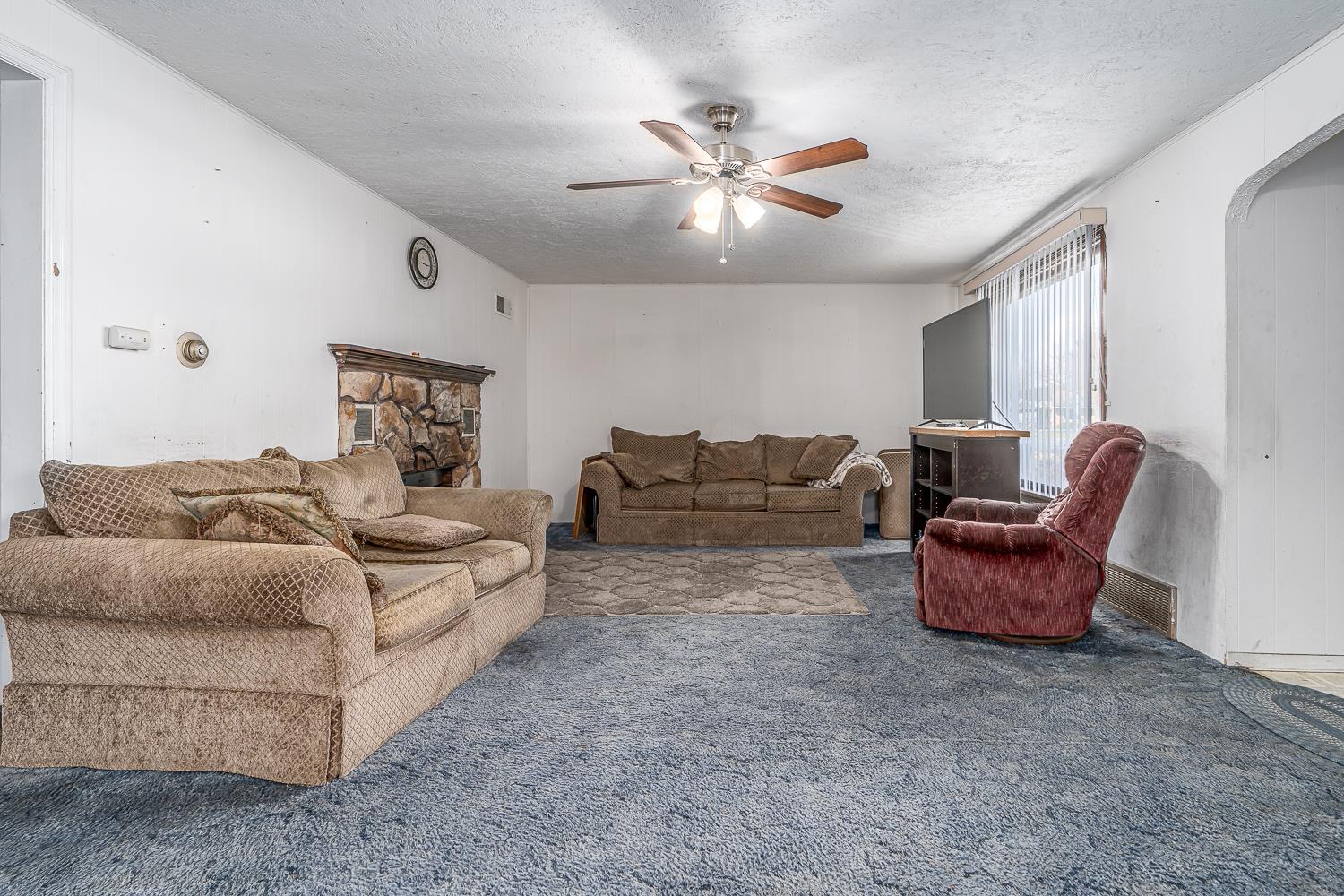 2821 North Willow Road Spokane, WA 99206 - Photo 3 of 15