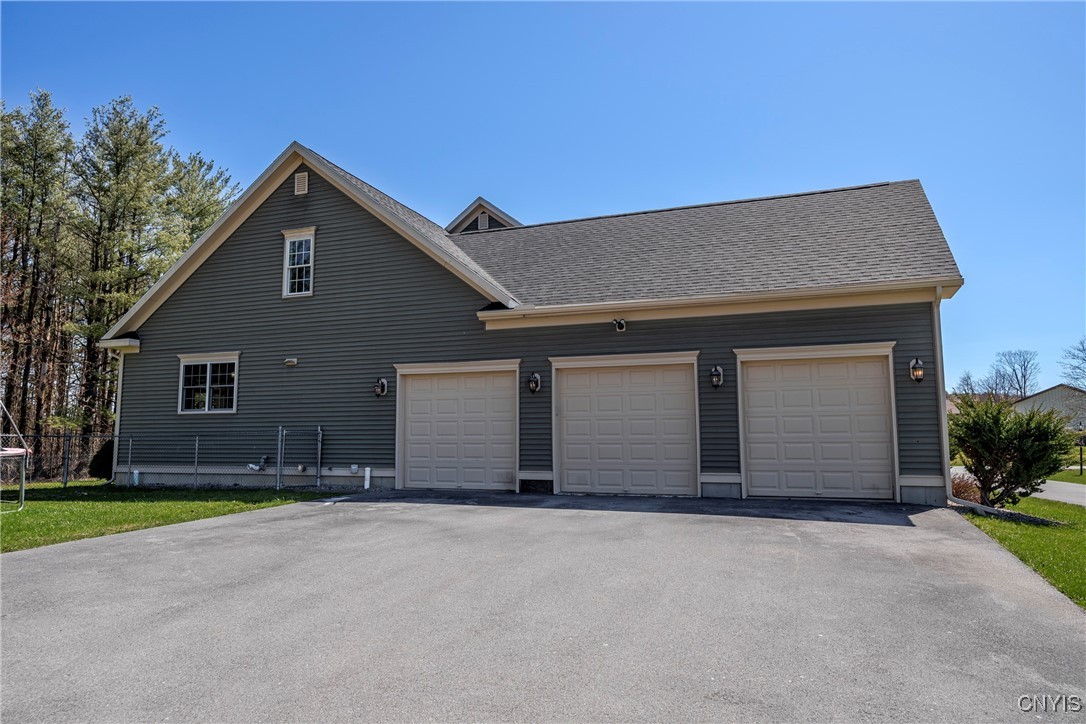 9183 Olin Road Marcy, NY 13403 - Photo 11 of 50