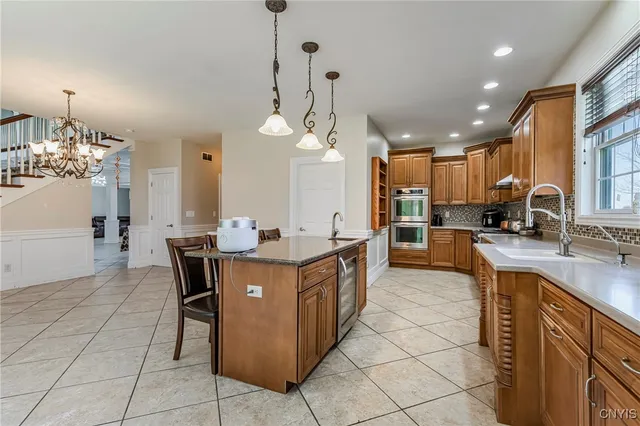 $599,900 | 9183 Olin Road, Marcy, NY 13403