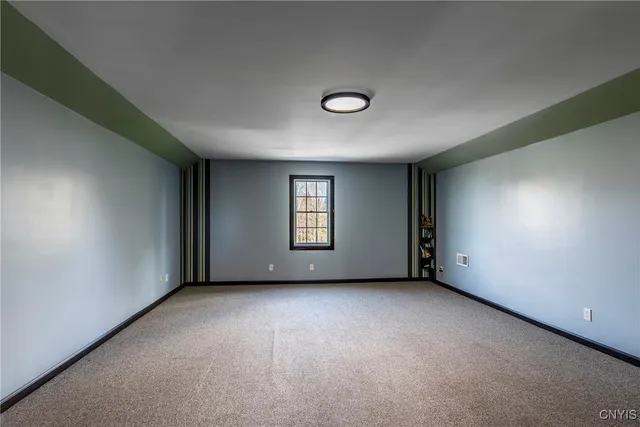 $599,900 | 9183 Olin Road, Marcy, NY 13403