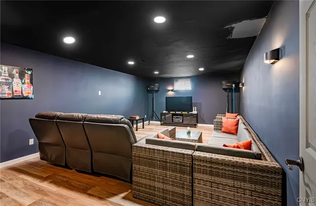 $599,900 | 9183 Olin Road, Marcy, NY 13403