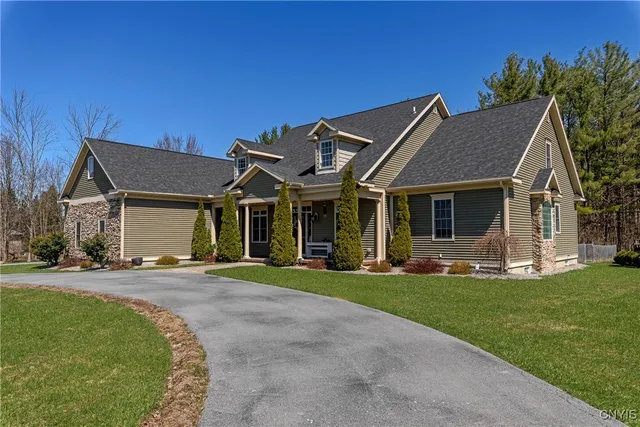 $599,900 | 9183 Olin Road, Marcy, NY 13403