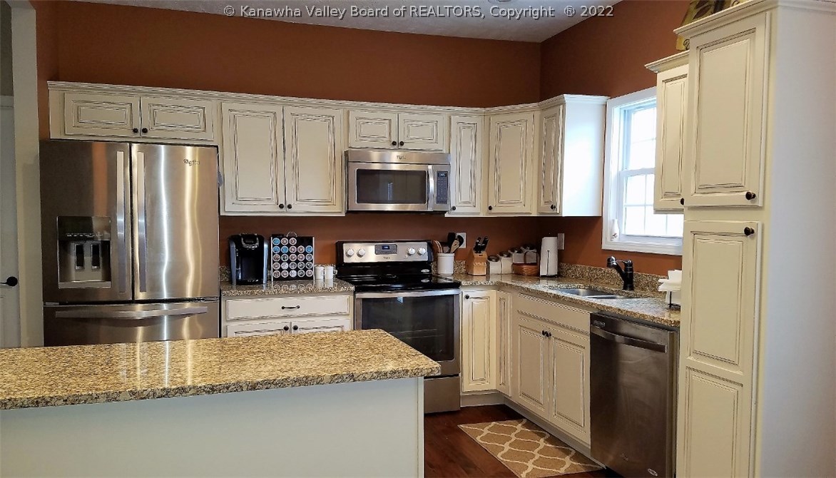 54 Hosanna Way Winfield, WV 25213 - Photo 5 of 19 Gallery Image 5