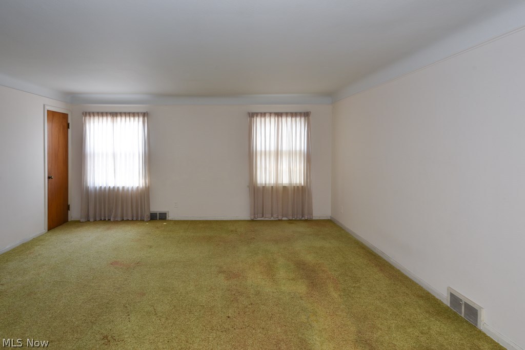 2215 South Green Road University Heights, OH 44121 - Photo 18 of 24