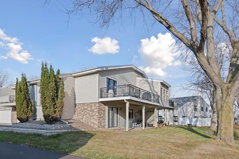 $374,900 | 5524 Bimini Drive, Hopkins, MN 55343