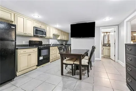 $845,000 | 8333 Pritchard Place, New Orleans, LA 70118