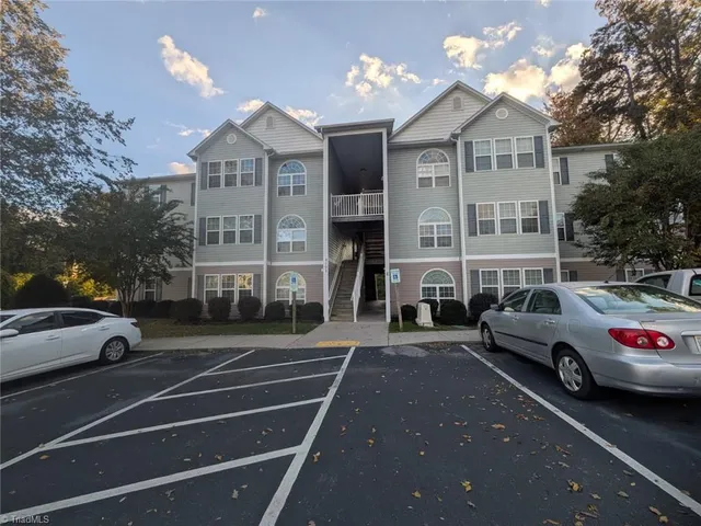 $170,000 | 4705 Pennoak Lane, Greensboro, NC 27407