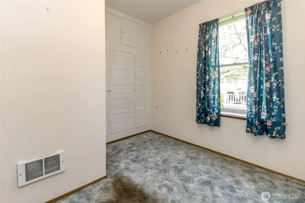 $425,000 | 5707 North 45th Street, Tacoma, WA 98407