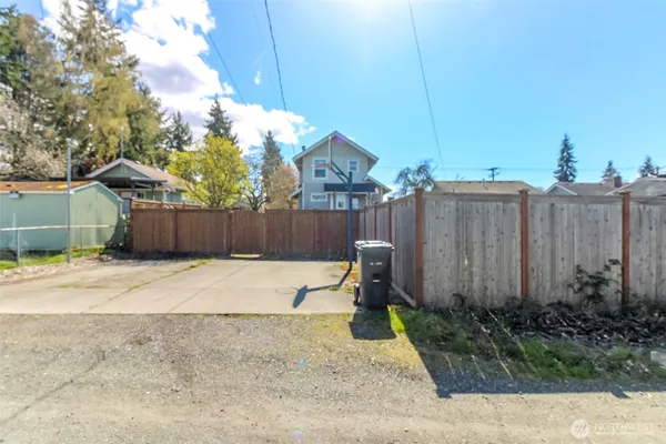 $425,000 | 5707 North 45th Street, Tacoma, WA 98407