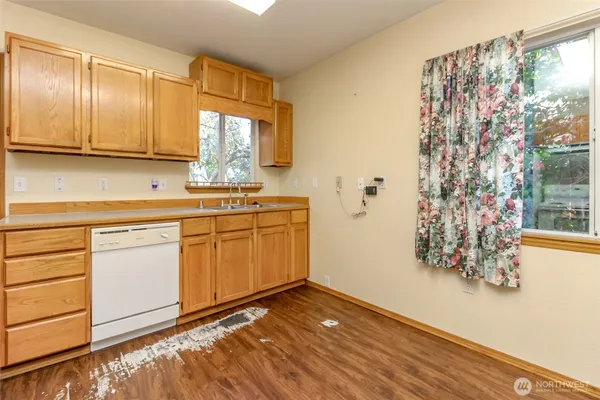 $425,000 | 5707 North 45th Street, Tacoma, WA 98407