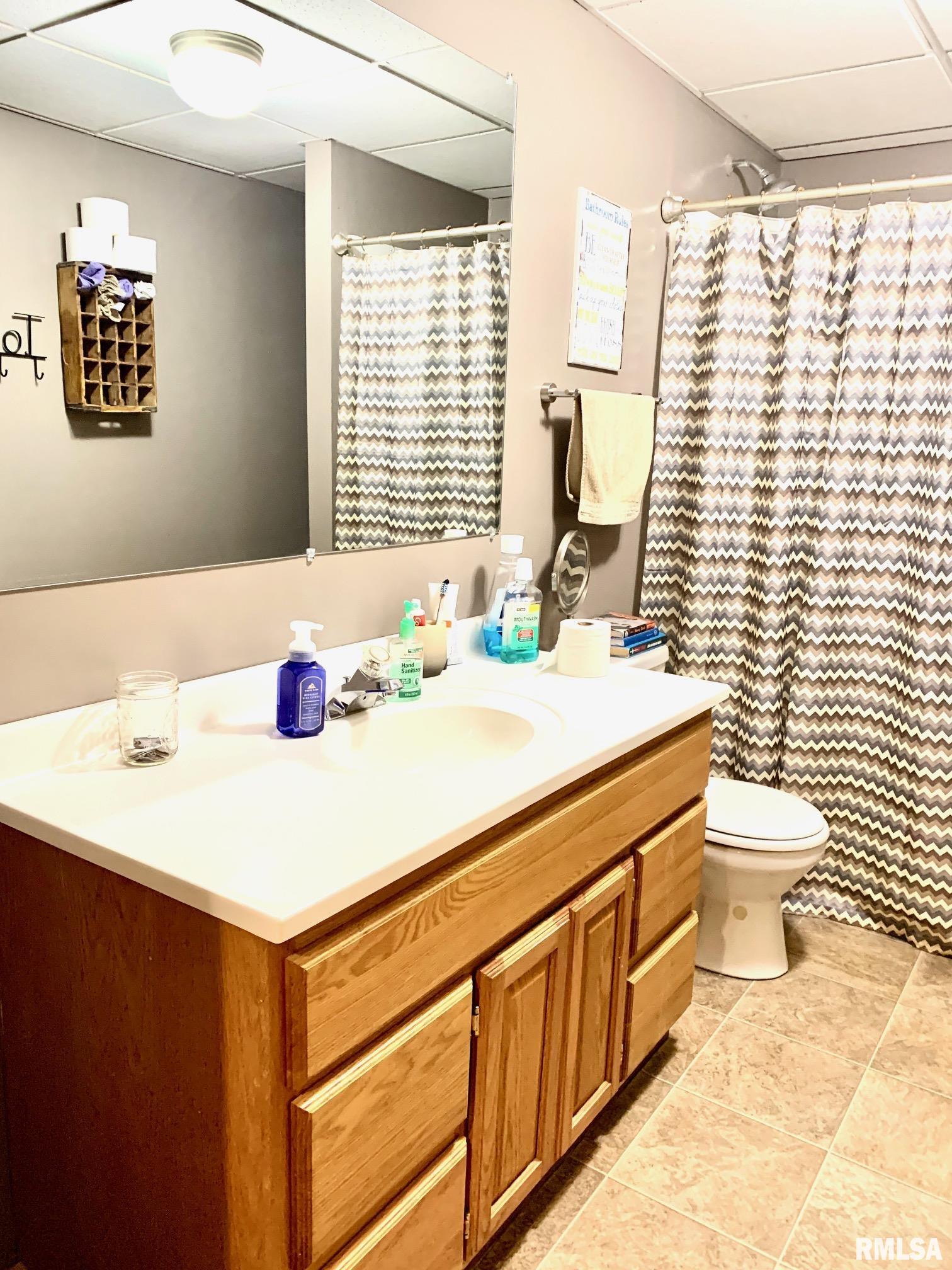 2105 Carriage Road Jacksonville, IL 62650 - Photo 23 of 36