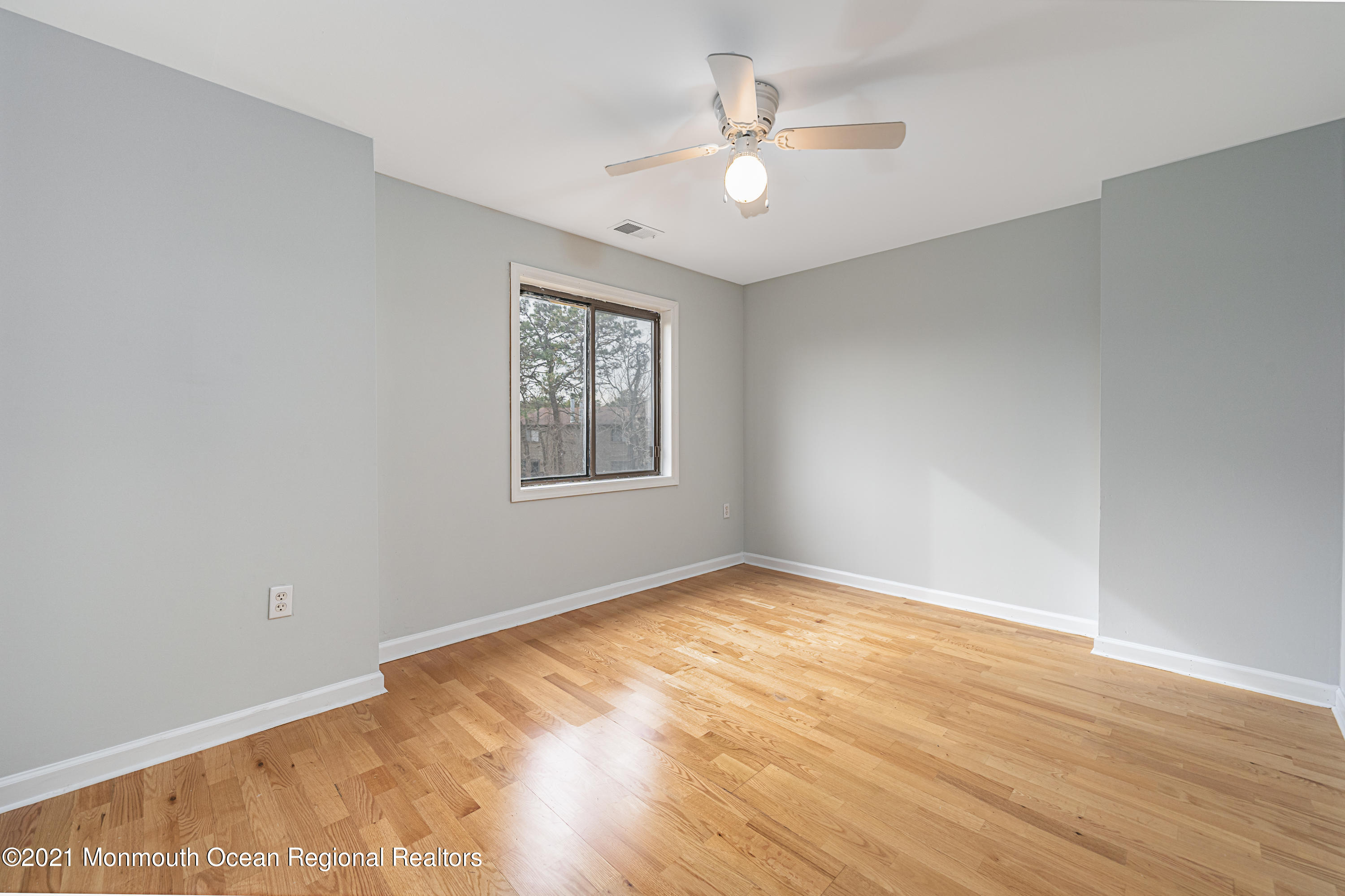 707 Alpine Trail Neptune Township, NJ 07753 - Photo 11 of 18 18-SEV05424-Edit