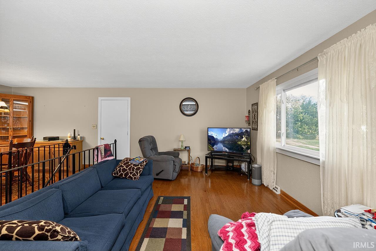 807 North River Road Bristol, IN 46507 - Photo 10 of 25 Gallery Image 10