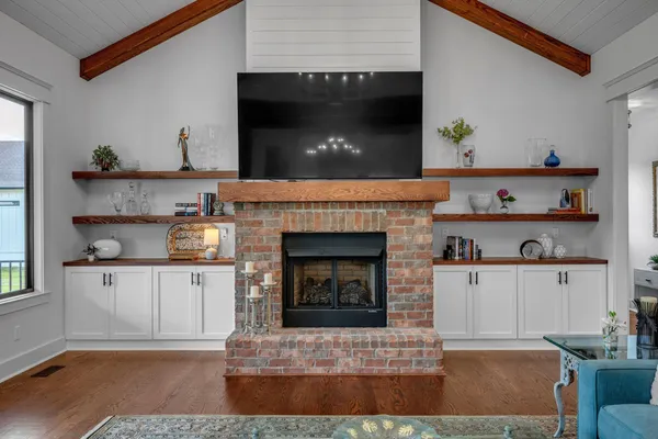 $1,050,000 | 445 Old Pond Lane, Dickson, TN 37055