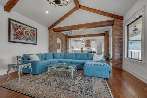 $1,050,000 | 445 Old Pond Lane, Dickson, TN 37055