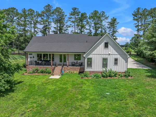 $1,050,000 | 445 Old Pond Lane, Dickson, TN 37055