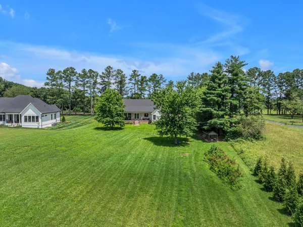 $1,050,000 | 445 Old Pond Lane, Dickson, TN 37055
