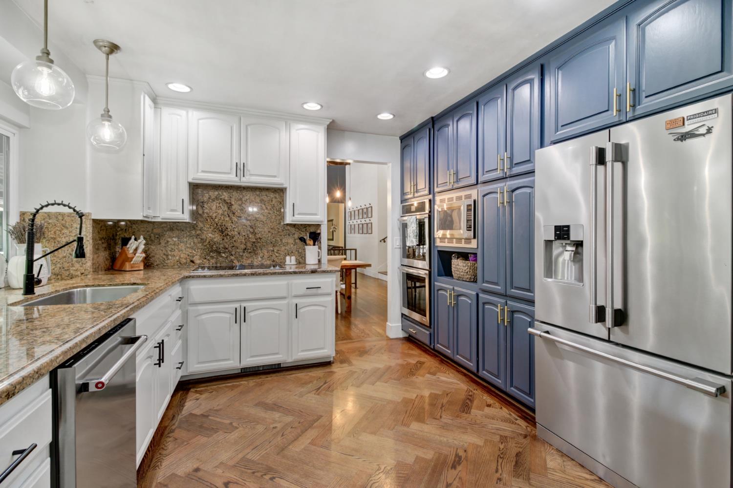 2239 Seabler Place Carmichael, CA 95608 - Photo 18 of 68