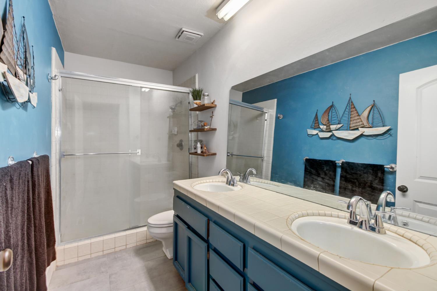 2239 Seabler Place Carmichael, CA 95608 - Photo 48 of 68 Casita bath