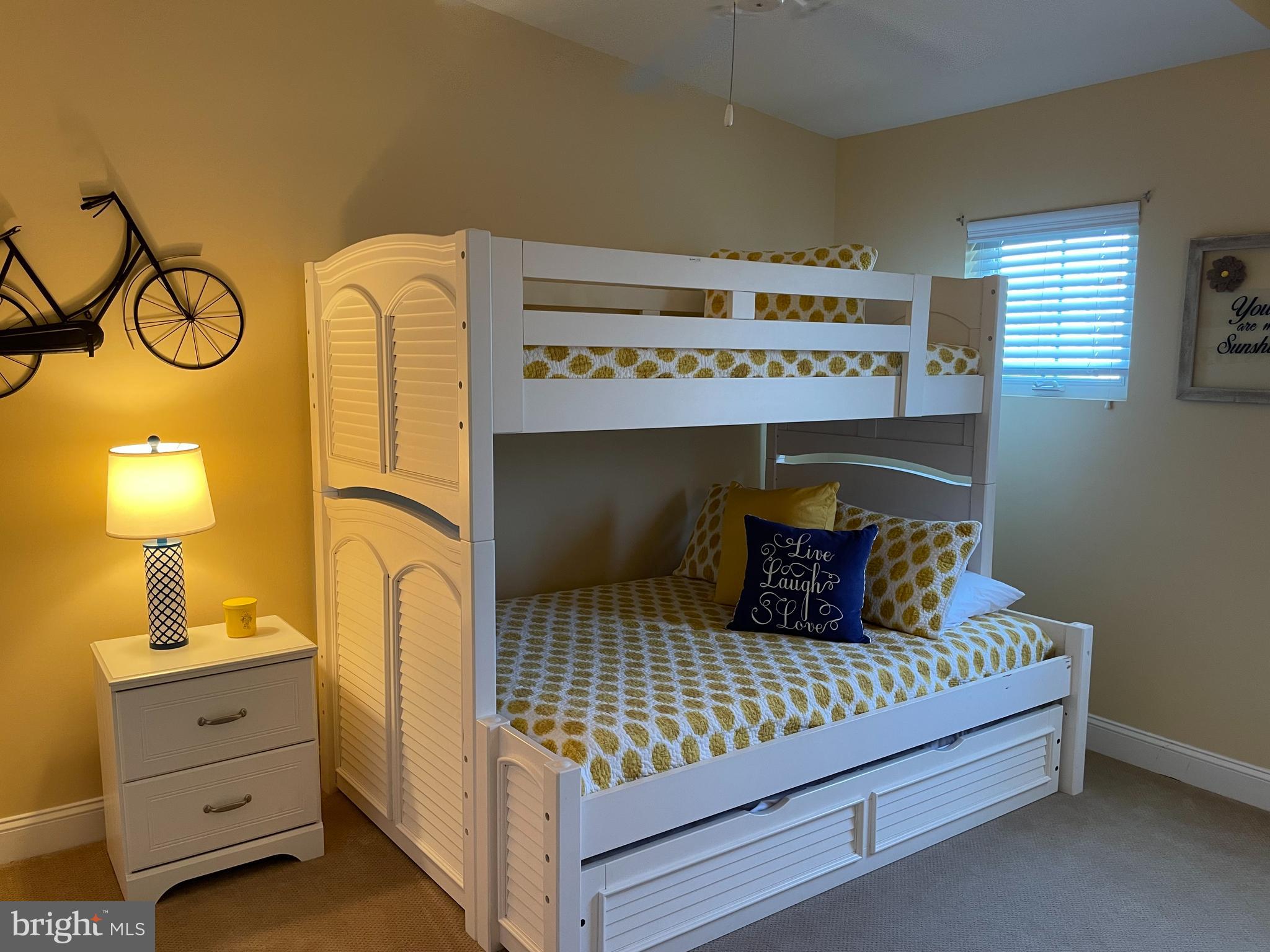 37304 Lighthouse Road, Unit 8 Selbyville, DE 19975 - Photo 25 of 53 Trundle room