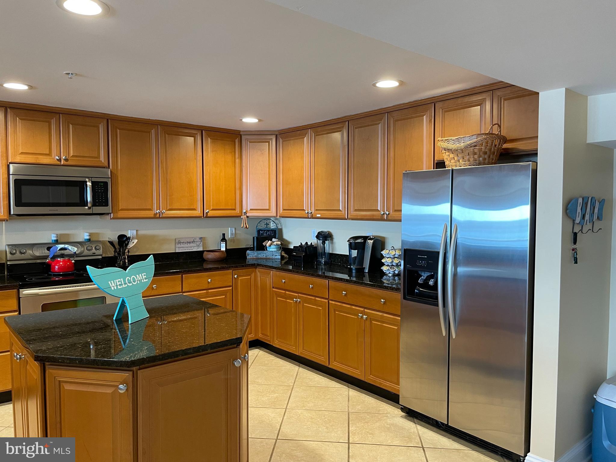 37304 Lighthouse Road, Unit 8 Selbyville, DE 19975 - Photo 9 of 53 Huge kitchen