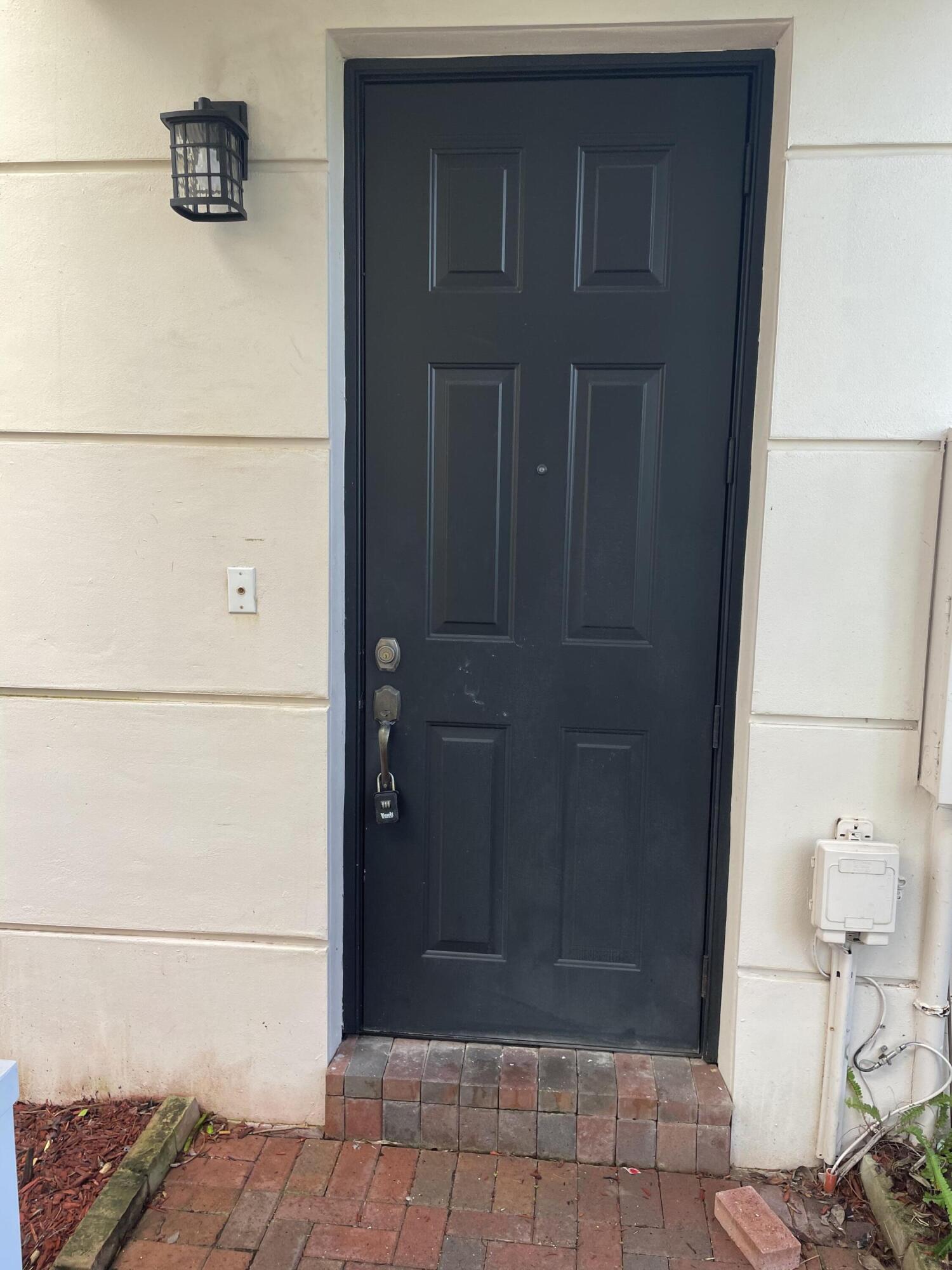 567 Northwest 35th Place Boca Raton, FL 33431 - Photo 6 of 24 CB87723D-50E3-4370-8BCB-B5A36D510805