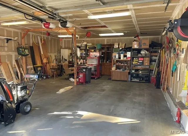 $512,900 | 230 Vista Avenue, Sugarloaf, CA 92386