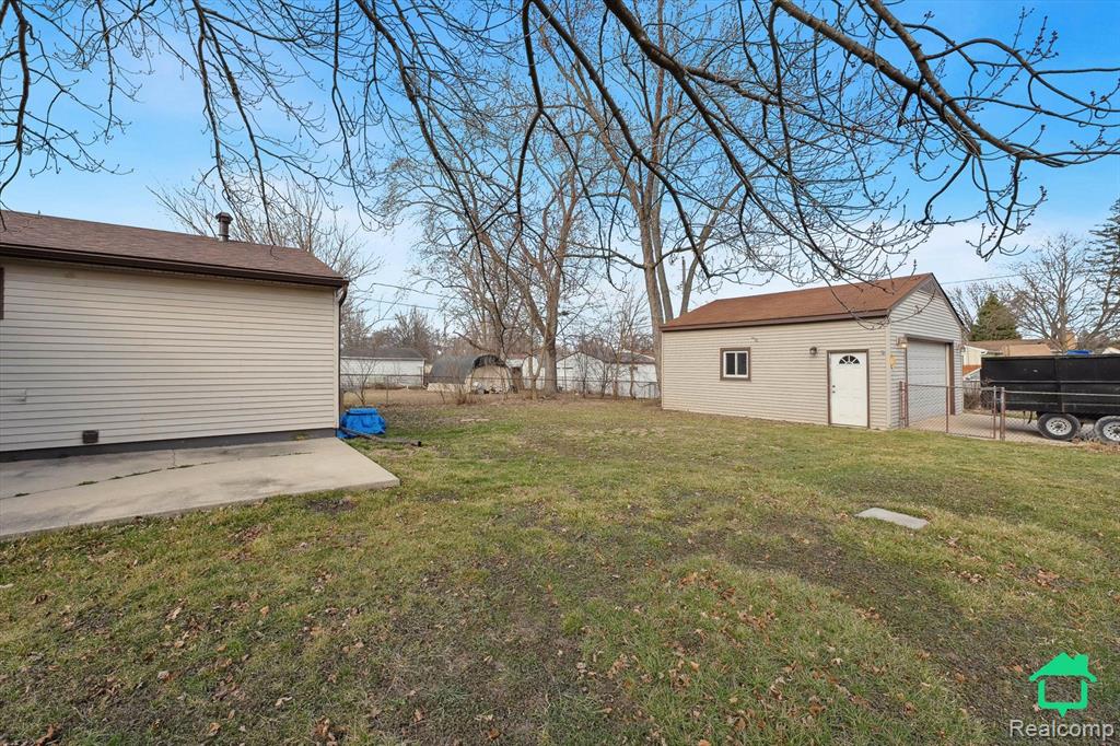 15817 Colbert Street Romulus, MI 48174 - Photo 40 of 47