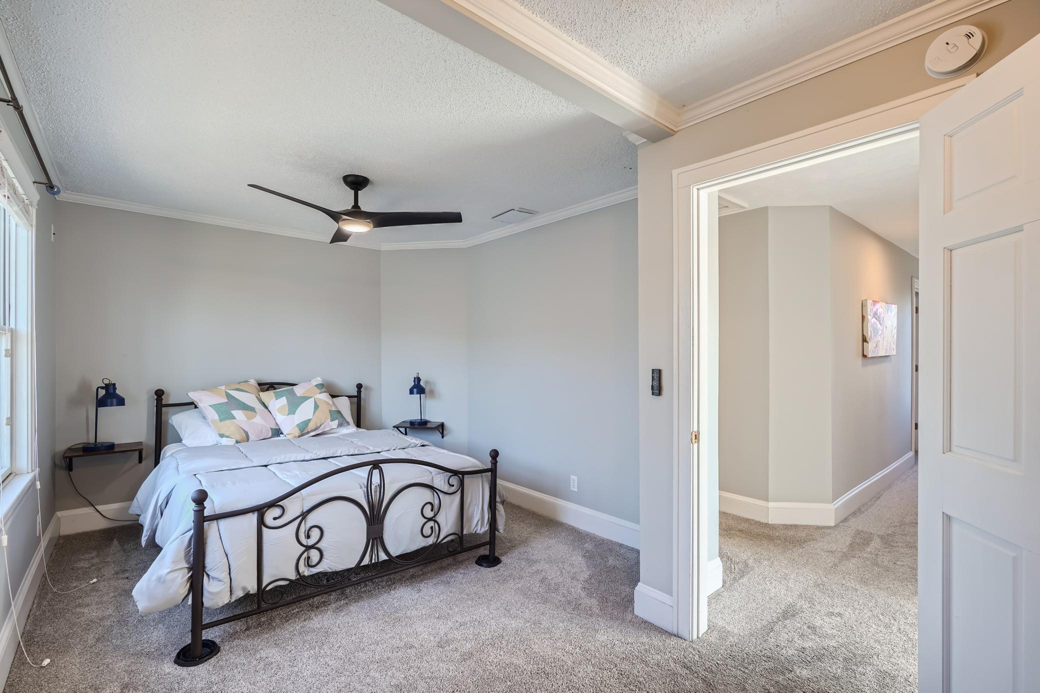 1045 Lake Street East Wayzata, MN 55391 - Photo 24 of 27