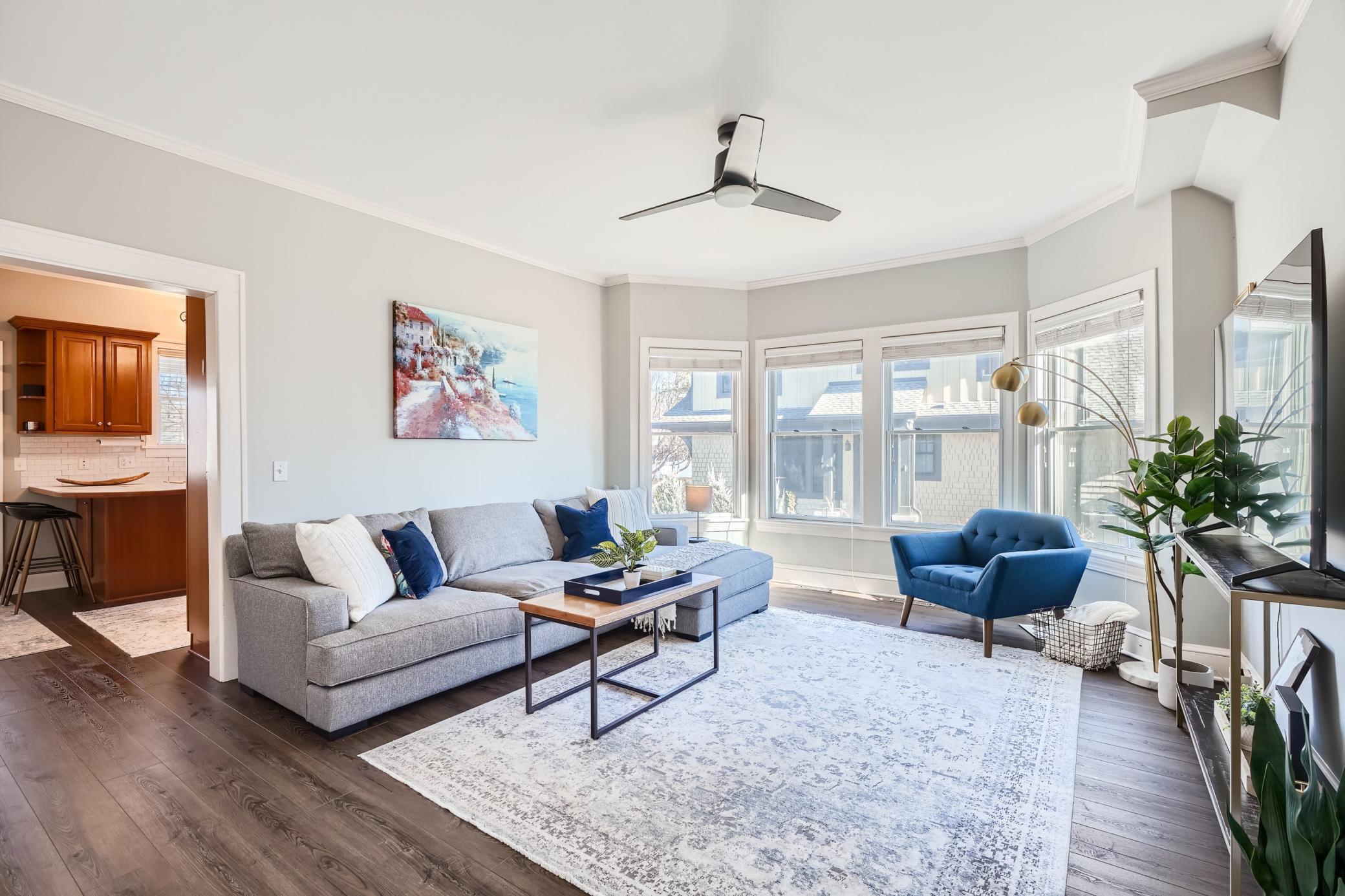 1045 Lake Street East Wayzata, MN 55391 - Photo 5 of 27