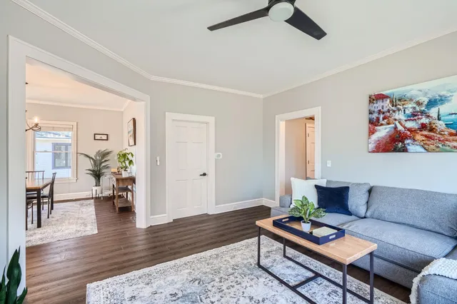 $5,500 | 1045 Lake Street East, Wayzata, MN 55391