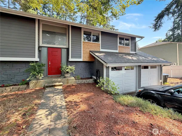 $5,500 | 1162 Grow Avenue Northwest, Bainbridge Island, WA 98110