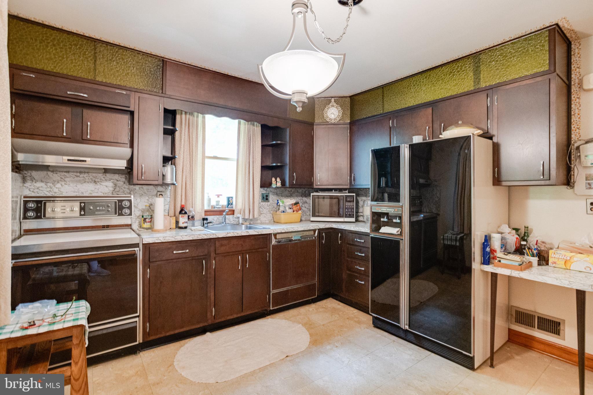 4422 Silver Spring Road Perry Hall, MD 21236 - Photo 26 of 56 Vintage Amana Stove and Fridge Look New
