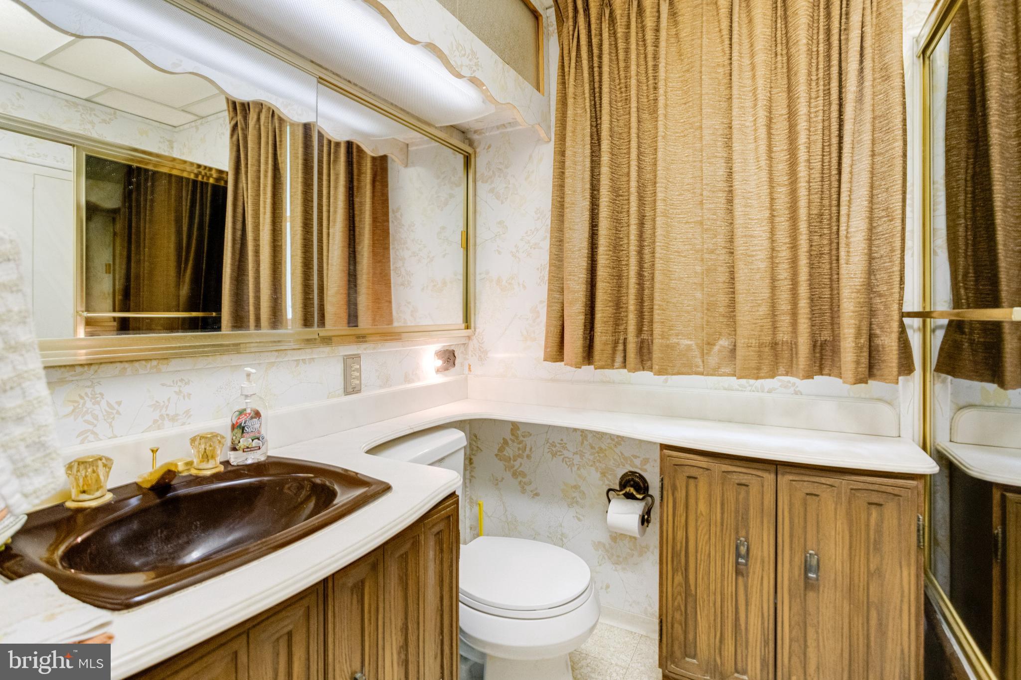 4422 Silver Spring Road Perry Hall, MD 21236 - Photo 33 of 56 Bespoke vanity