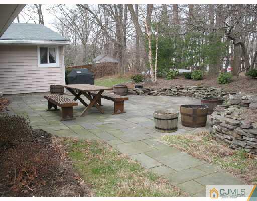 4 Rumson Road Kendall Park, NJ 08824 - Photo 2 of 9 Gallery Image 2