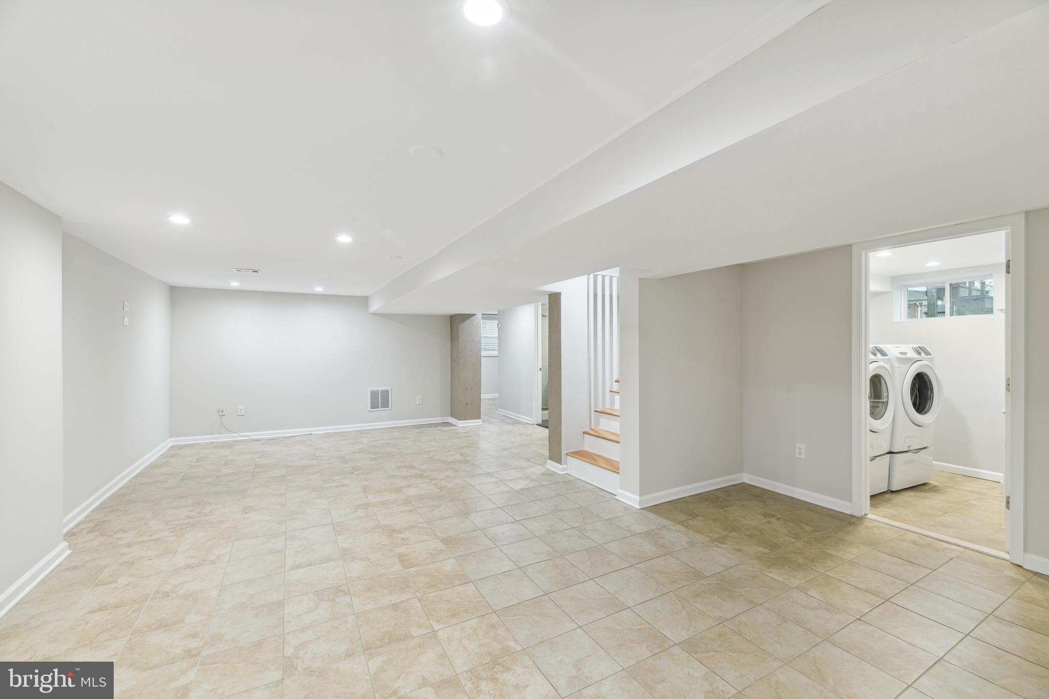 6005 Amherst Avenue Springfield, VA 22150 - Photo 21 of 34 Lower Level Living Space