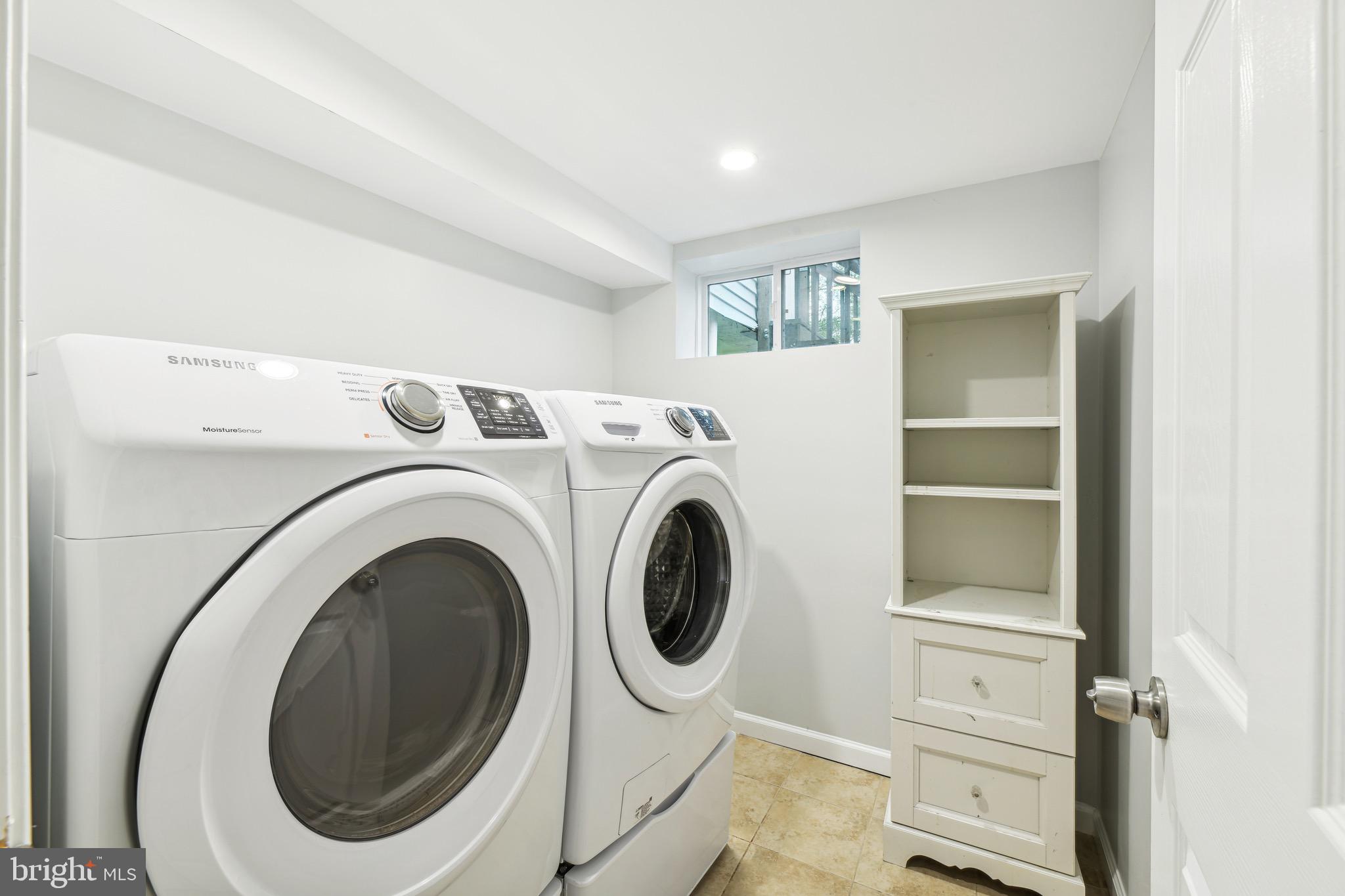 6005 Amherst Avenue Springfield, VA 22150 - Photo 27 of 34 Laundry Room