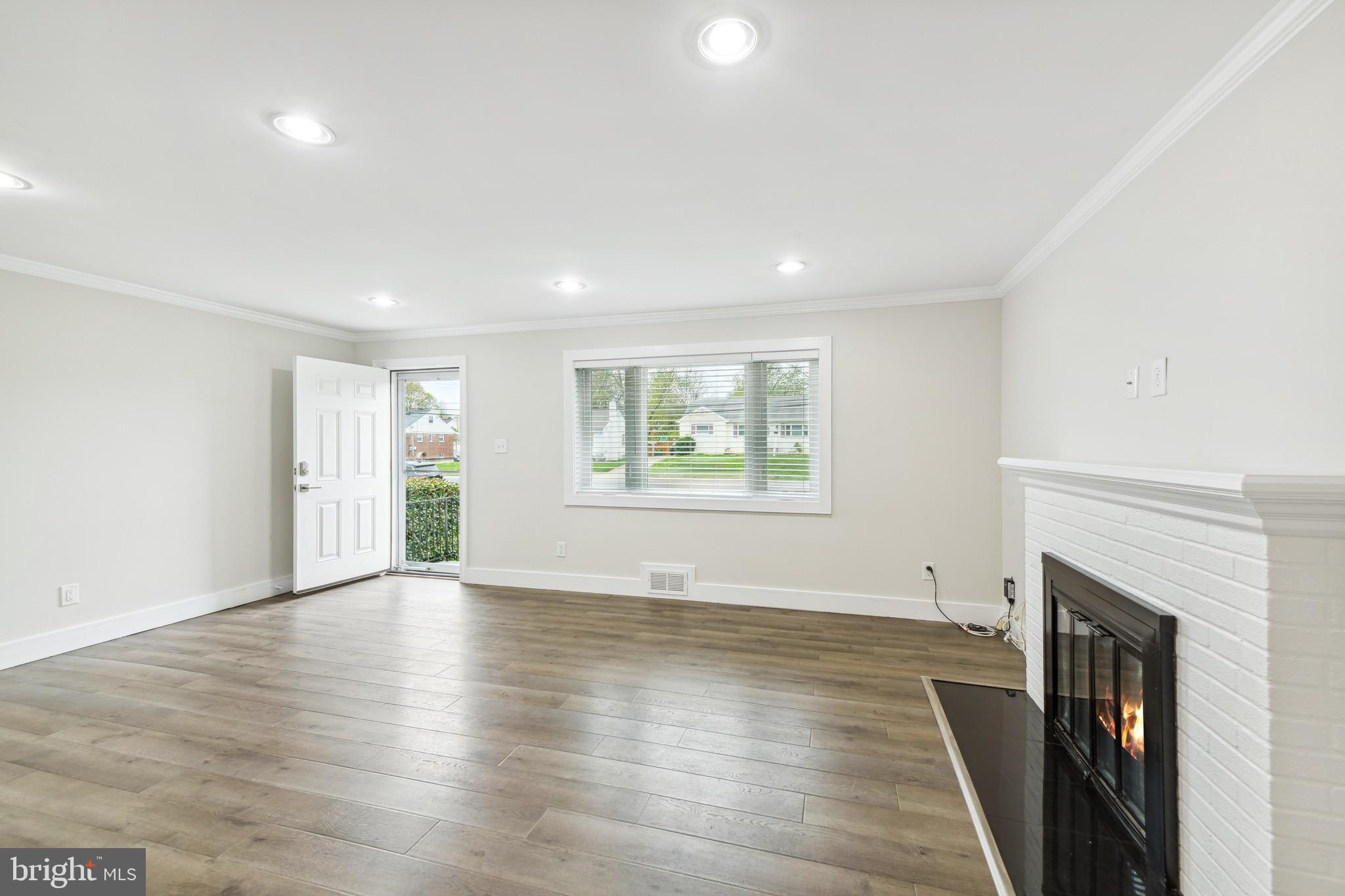 6005 Amherst Avenue Springfield, VA 22150 - Photo 7 of 34 Gallery Image 7
