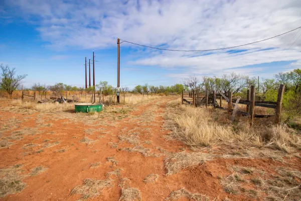 $560,000 | High Point, Memphis, TX 79245