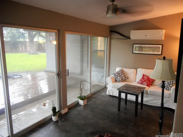 $2,400 | 3715 Twisted Oaks Drive, San Antonio, TX 78217