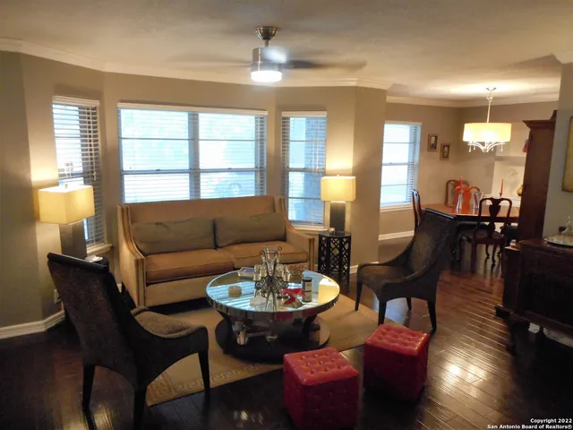 $2,400 | 3715 Twisted Oaks Drive, San Antonio, TX 78217