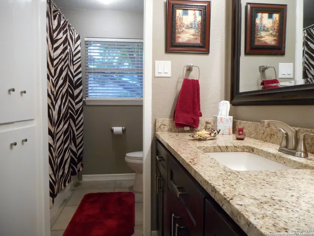 $2,400 | 3715 Twisted Oaks Drive, San Antonio, TX 78217