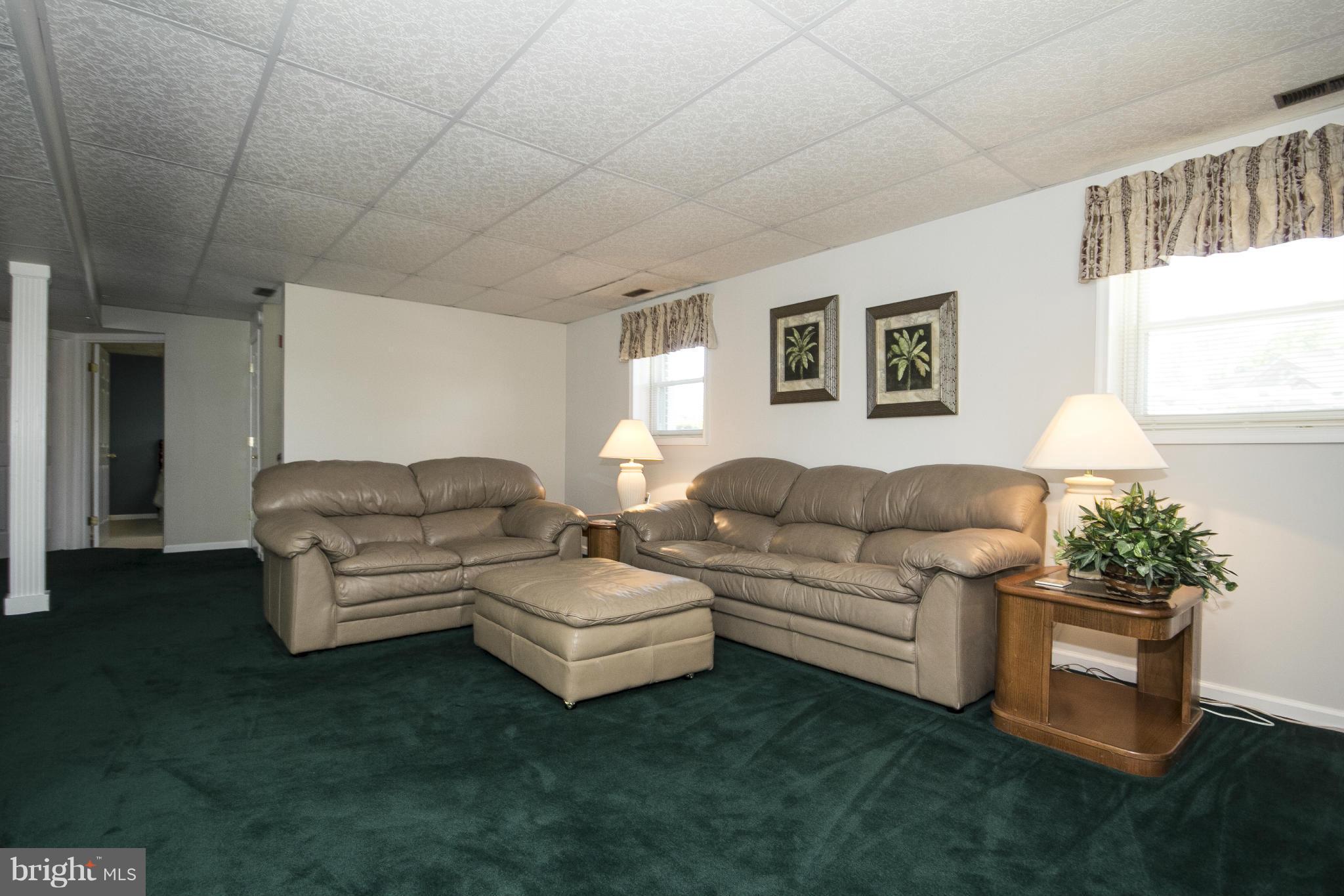 1118 Seneca Road Middle River, MD 21220 - Photo 23 of 30 Family Room