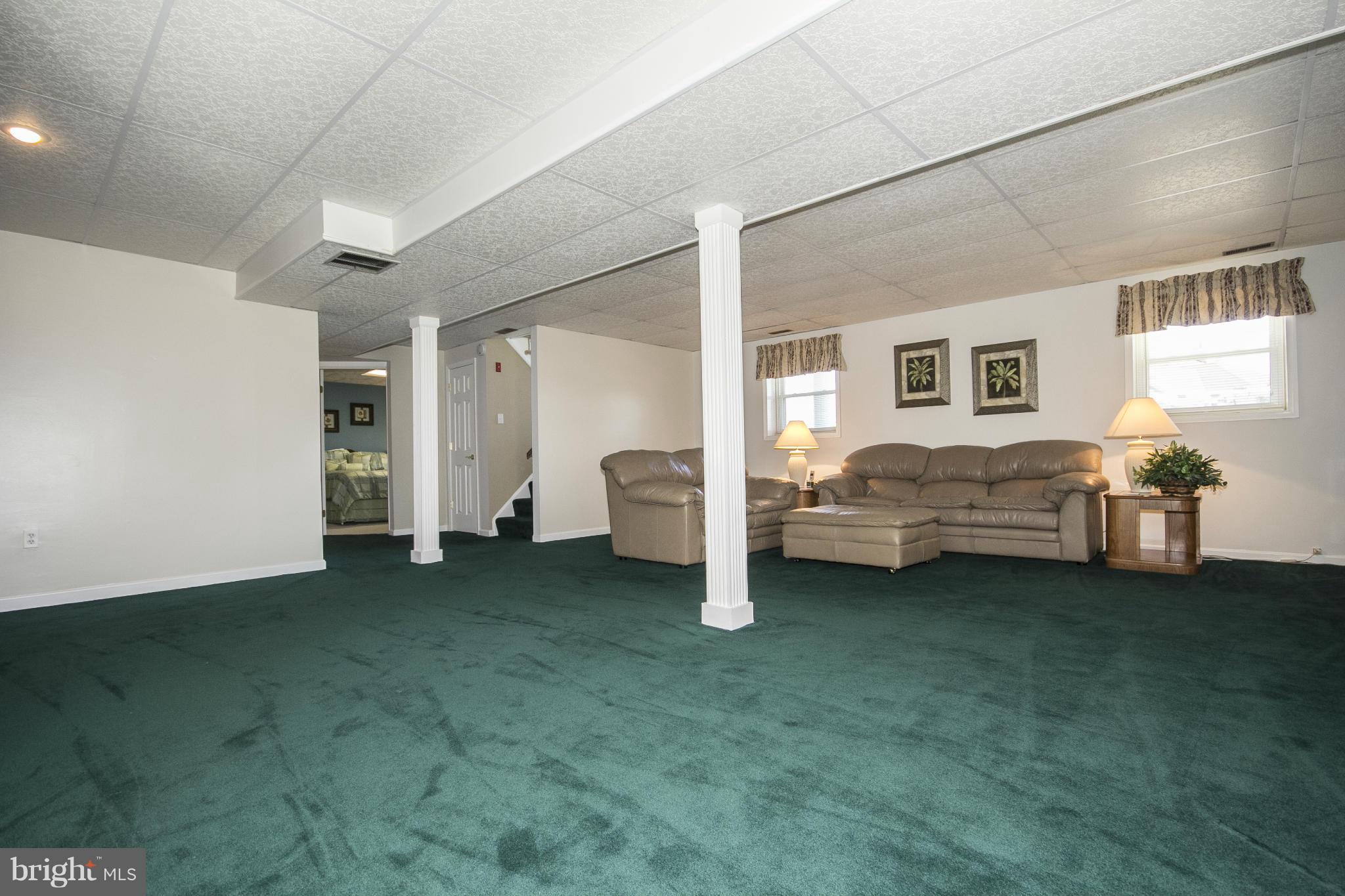 1118 Seneca Road Middle River, MD 21220 - Photo 24 of 30 Spacious Family Room