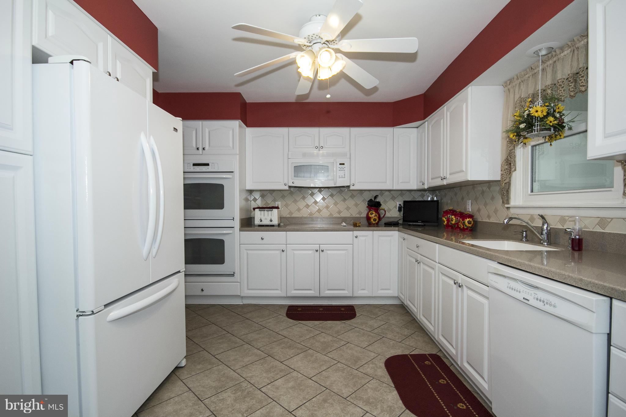 1118 Seneca Road Middle River, MD 21220 - Photo 7 of 30 Corian Counter tops