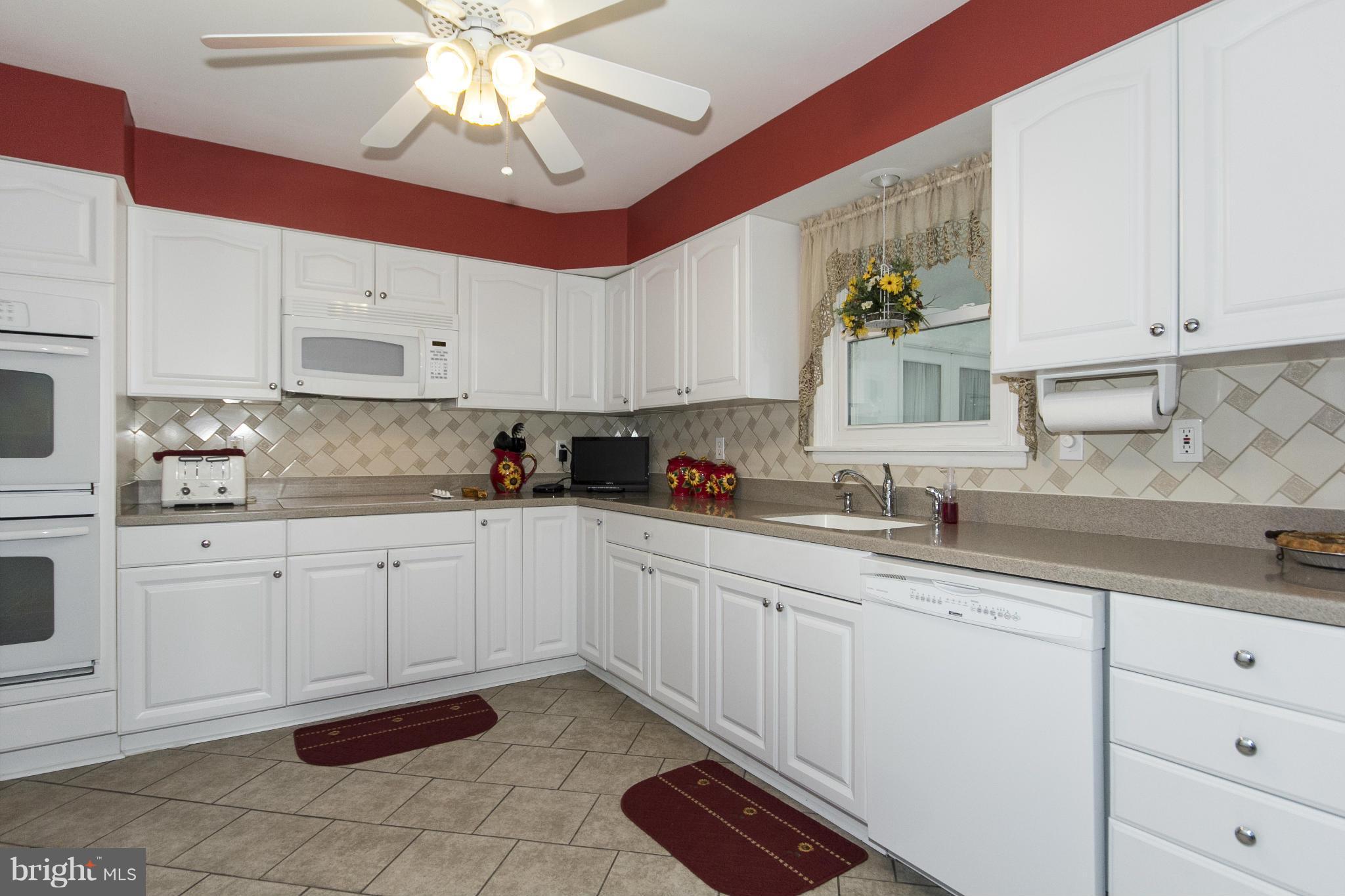 1118 Seneca Road Middle River, MD 21220 - Photo 9 of 30 Upgraded Cabinetry