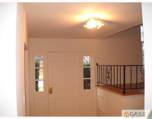 58 Corona Road East Brunswick, NJ 08816 - Photo 4 of 10 Gallery Image 4