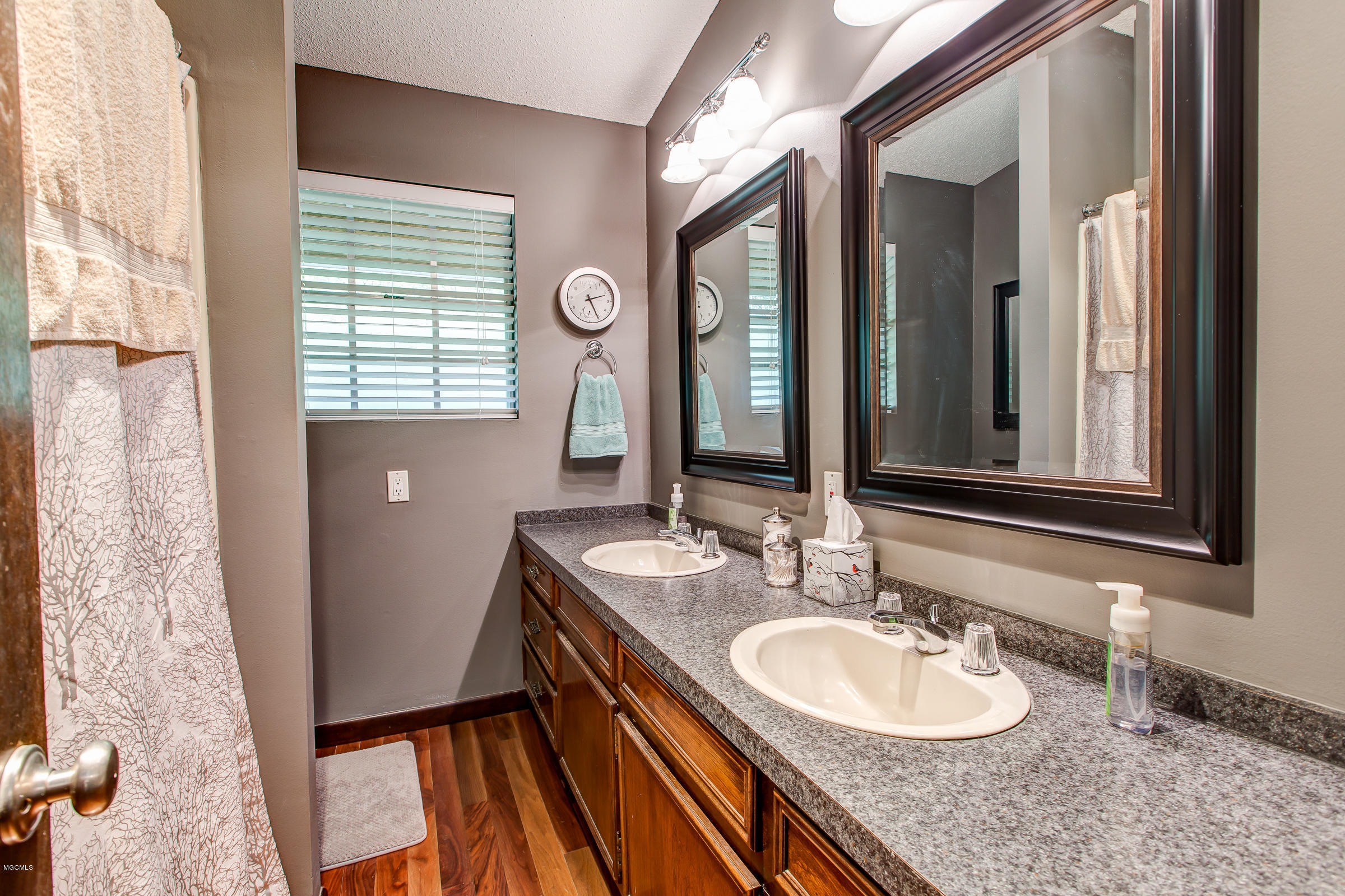 16276 Shaw Road Gulfport, MS 39503 - Photo 27 of 49 16276Shaw-14