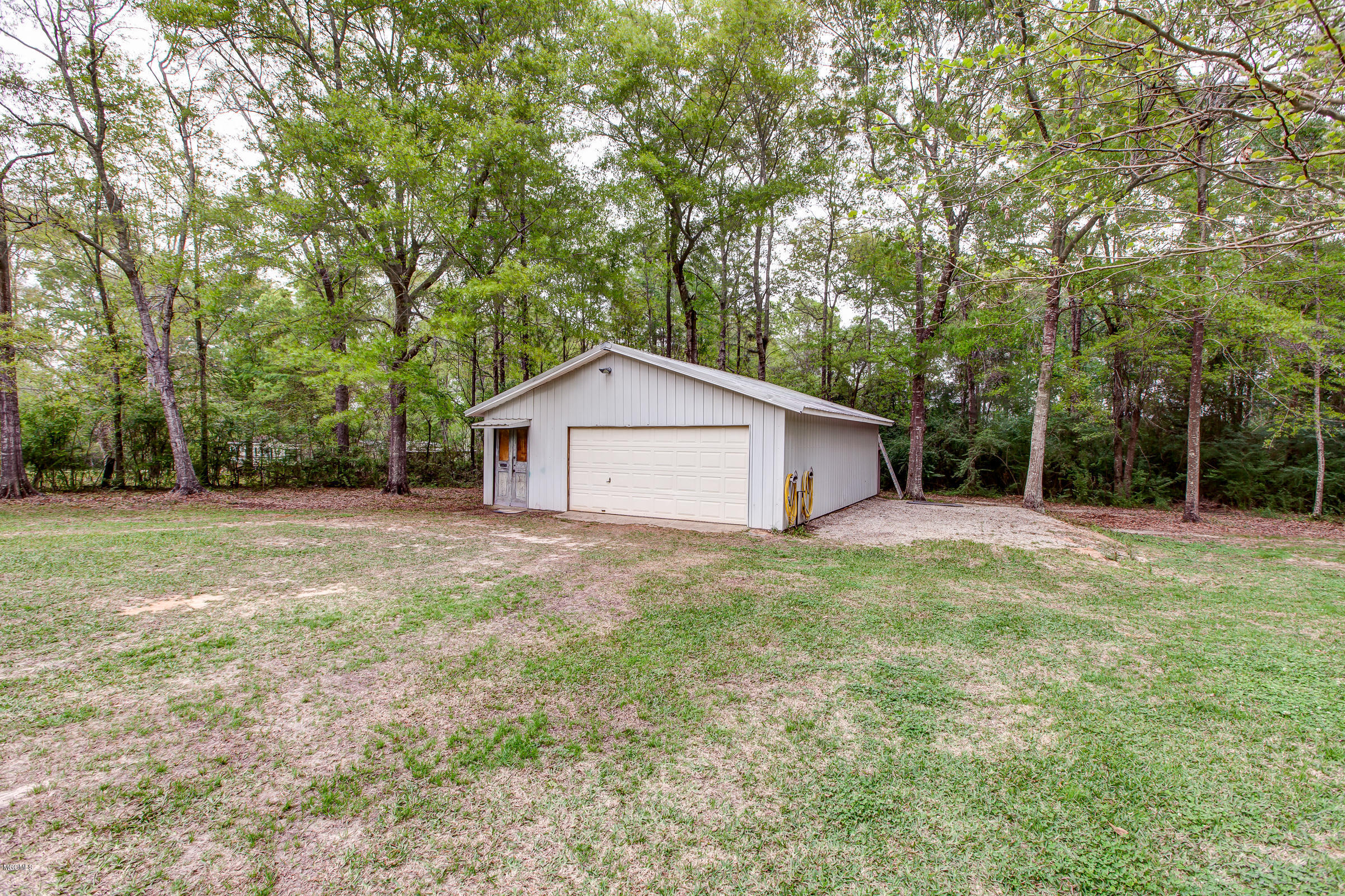 16276 Shaw Road Gulfport, MS 39503 - Photo 36 of 49 16276Shaw-3